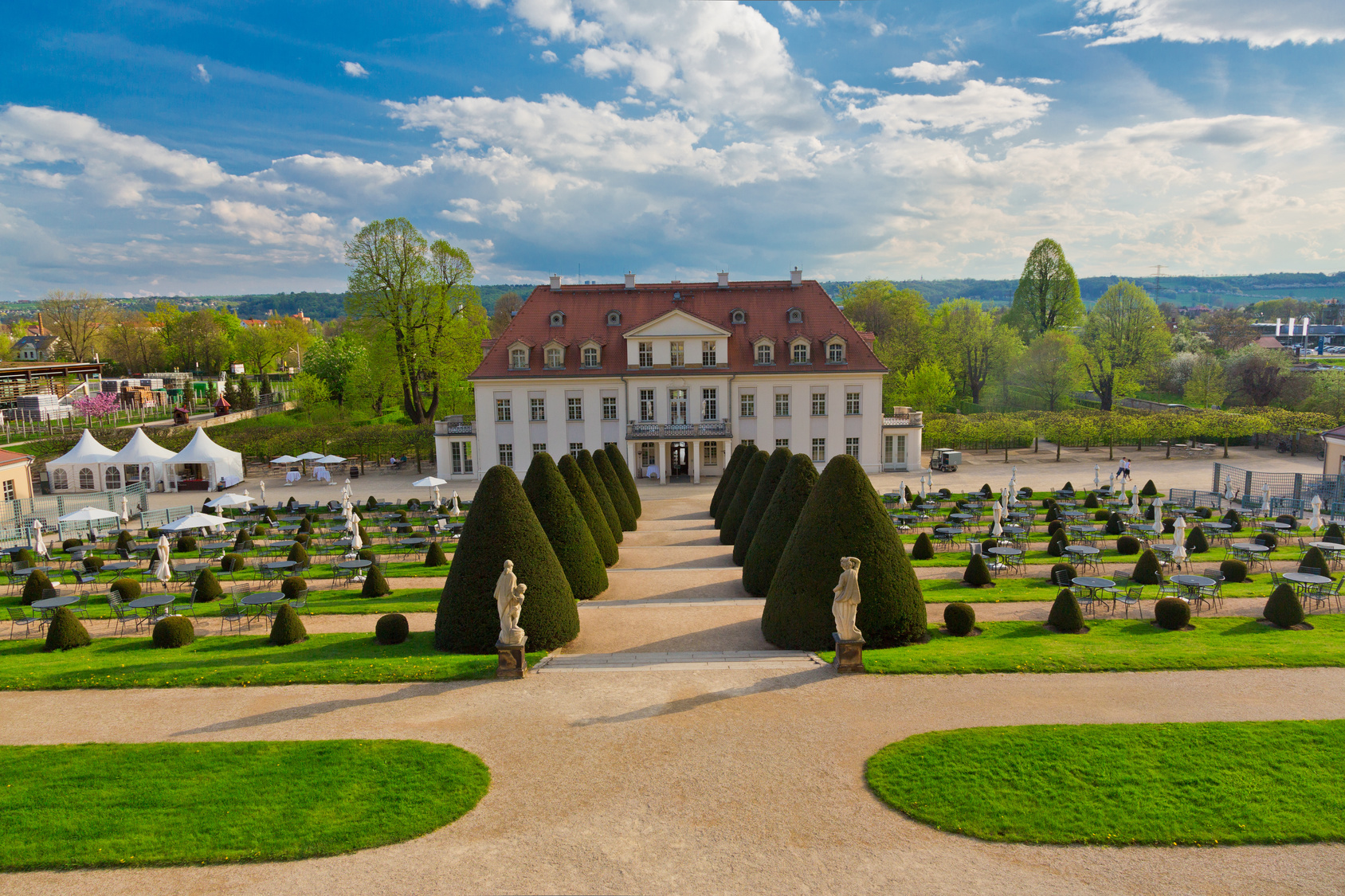 Schloss Wackerbarth; Detektei Radebeul, Detektiv Radebeul, Privatdetektiv Radebeul